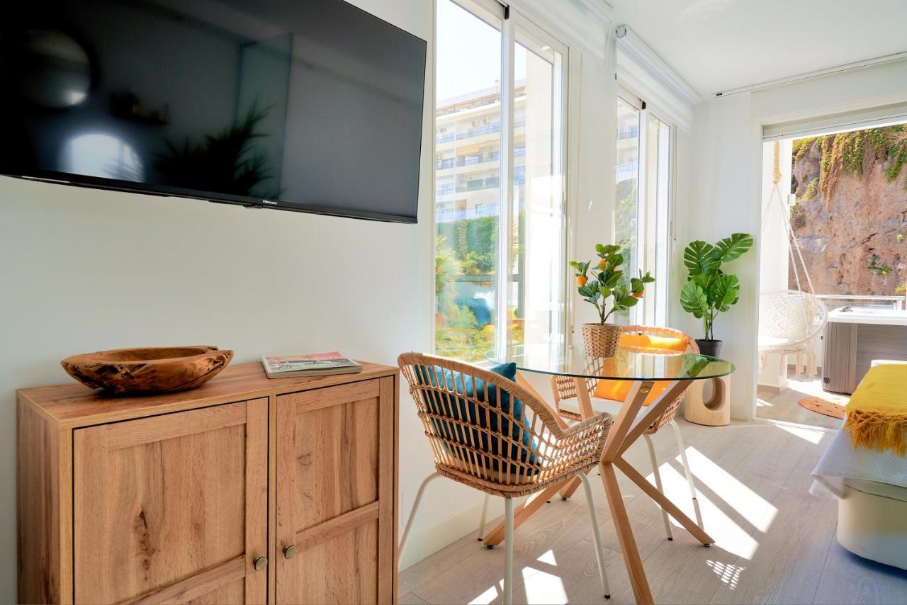 Suite Roca Chica Torremolinos Eksteriør billede