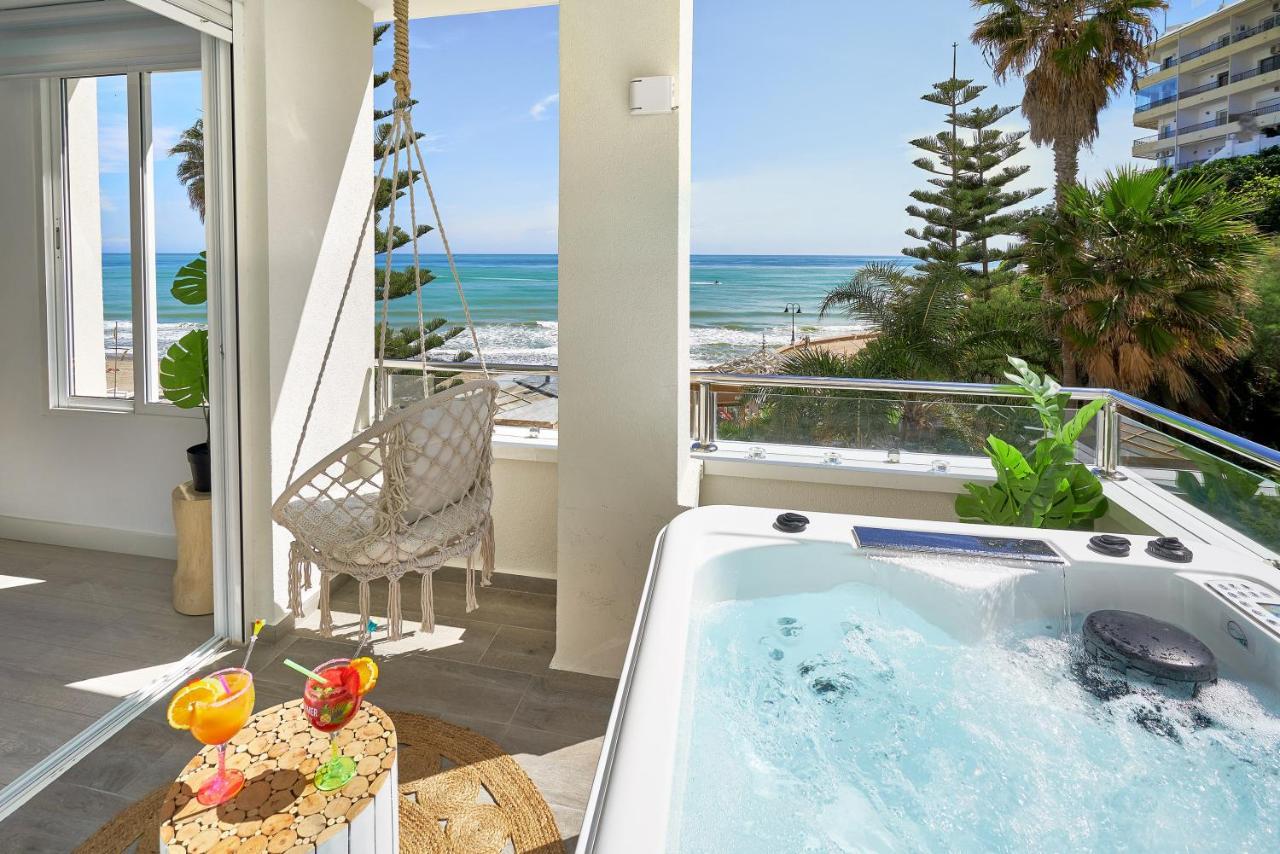 Suite Roca Chica Torremolinos Eksteriør billede