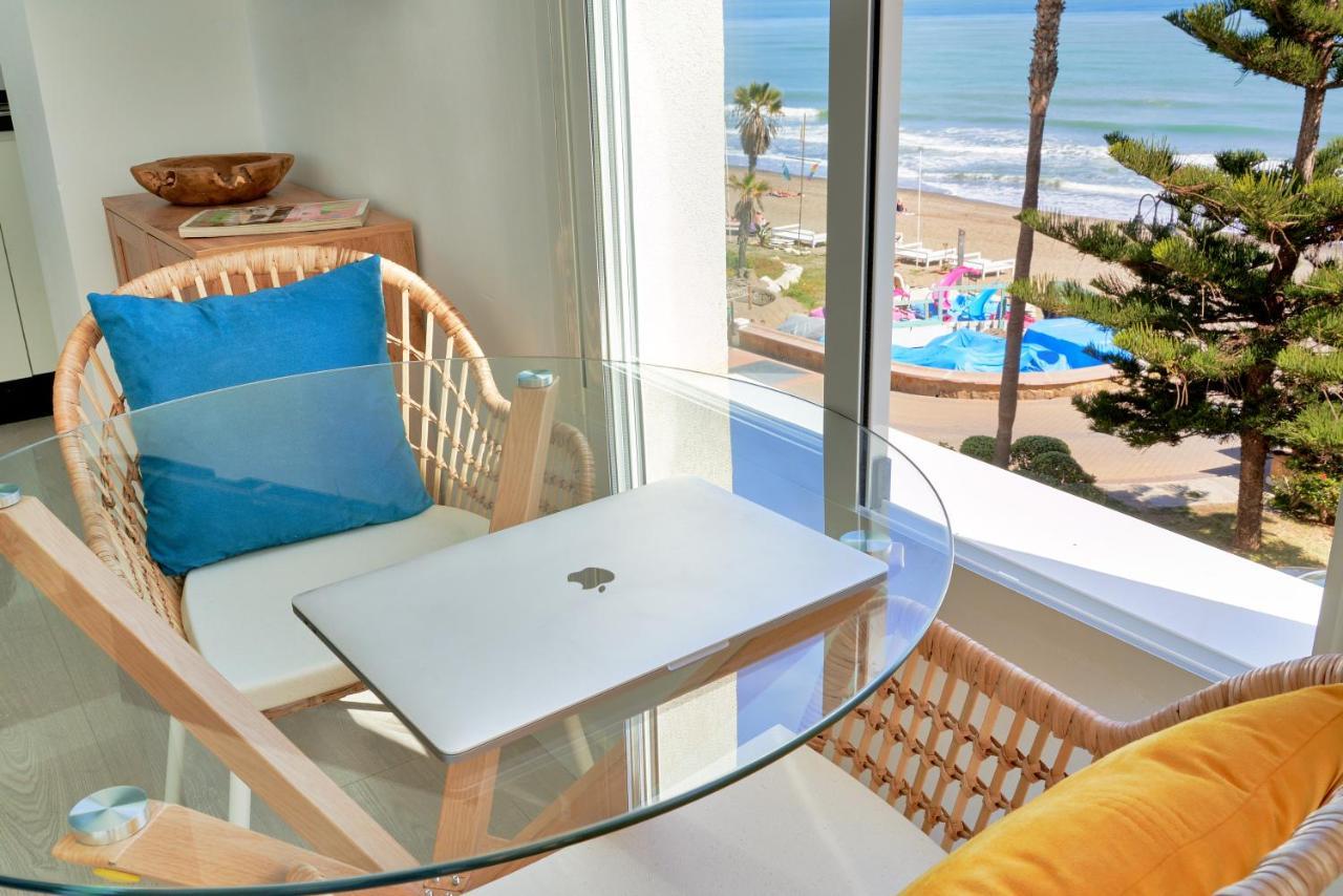 Suite Roca Chica Torremolinos Eksteriør billede