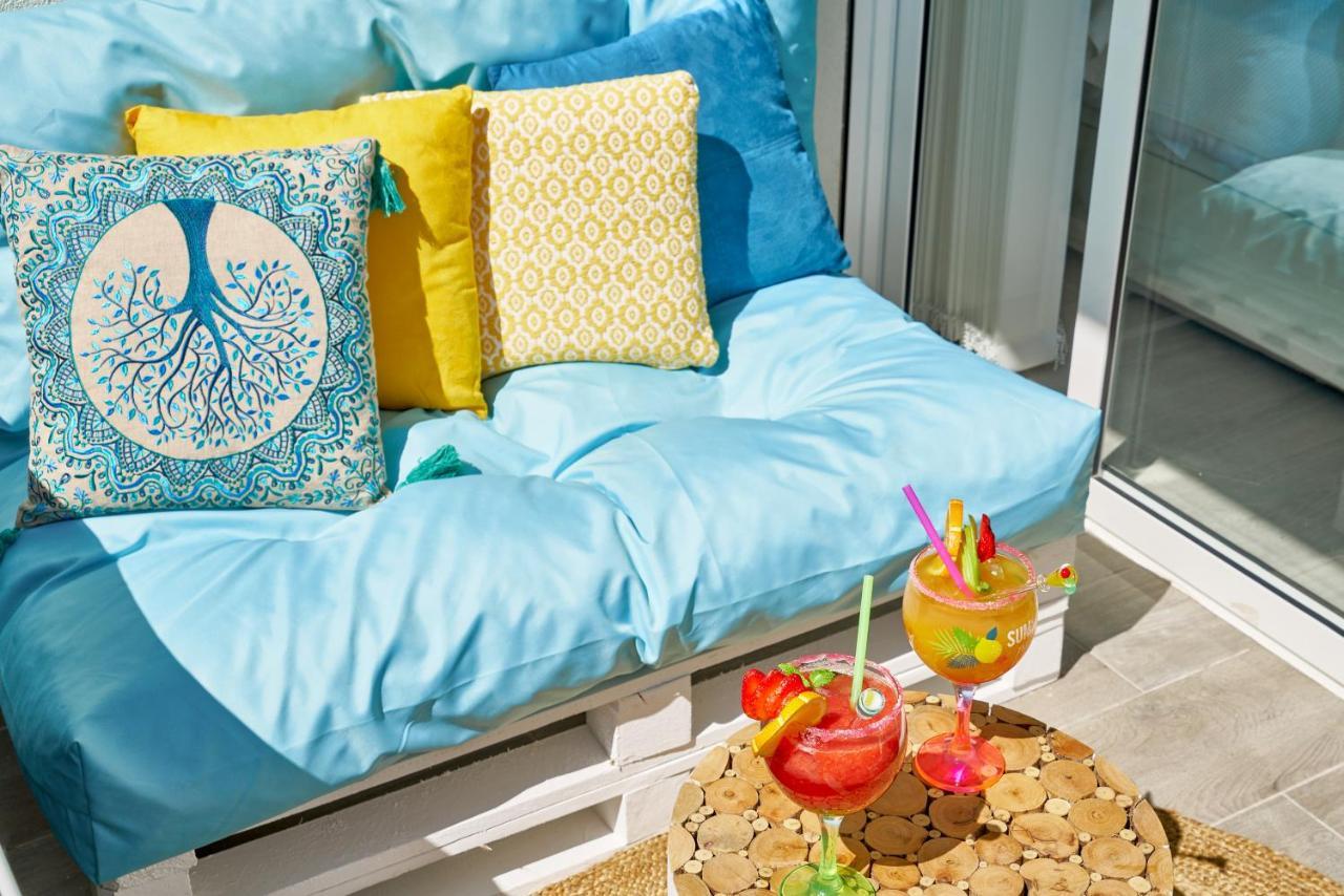 Suite Roca Chica Torremolinos Eksteriør billede